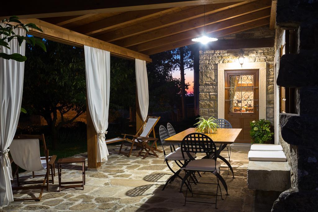 Holiday Home Casa Dei Farfui Momjan Dış mekan fotoğraf